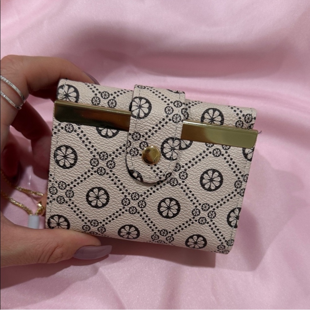 Patterned Cream and Black Wallet